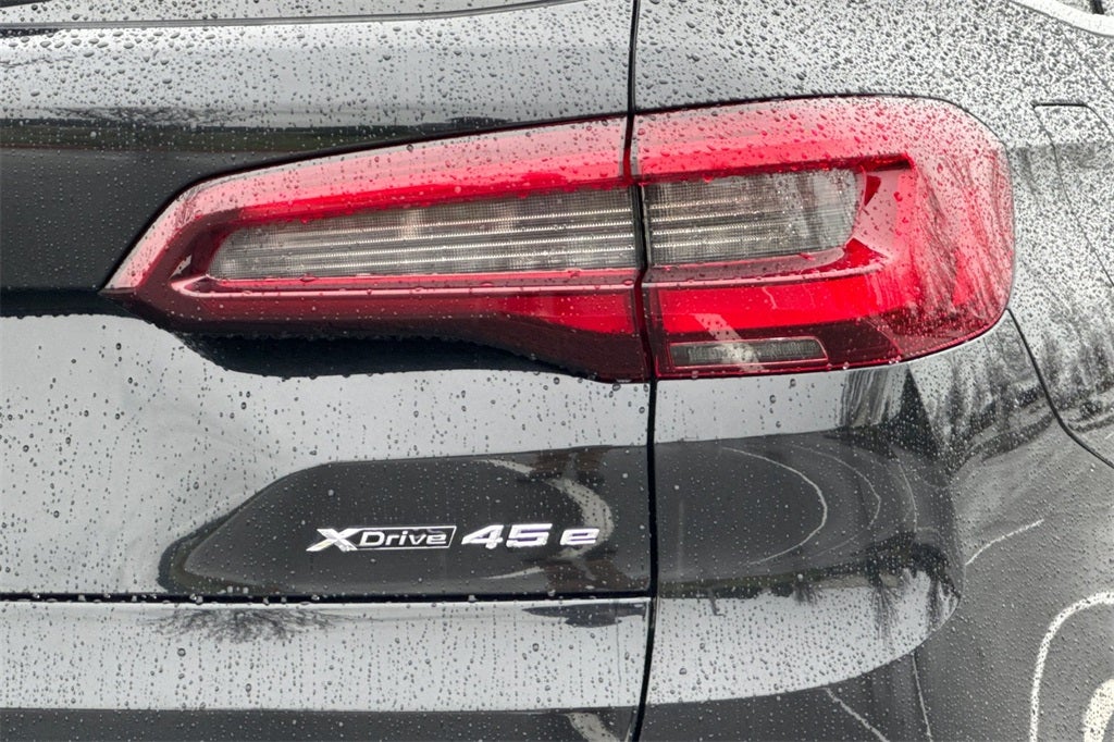 2023 BMW X5 xDrive45e
