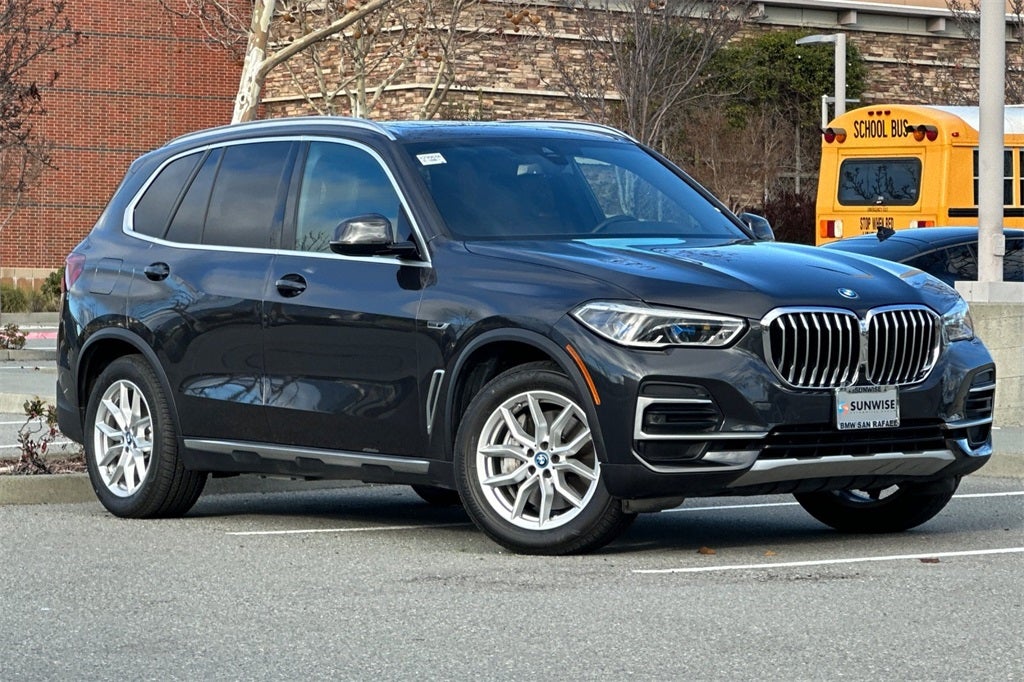 2023 BMW X5 xDrive45e