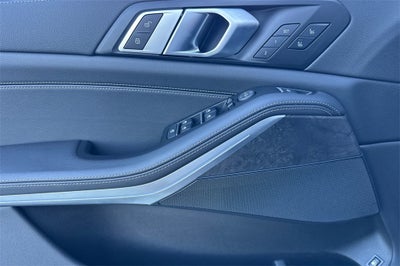 2022 BMW X5 xDrive45e