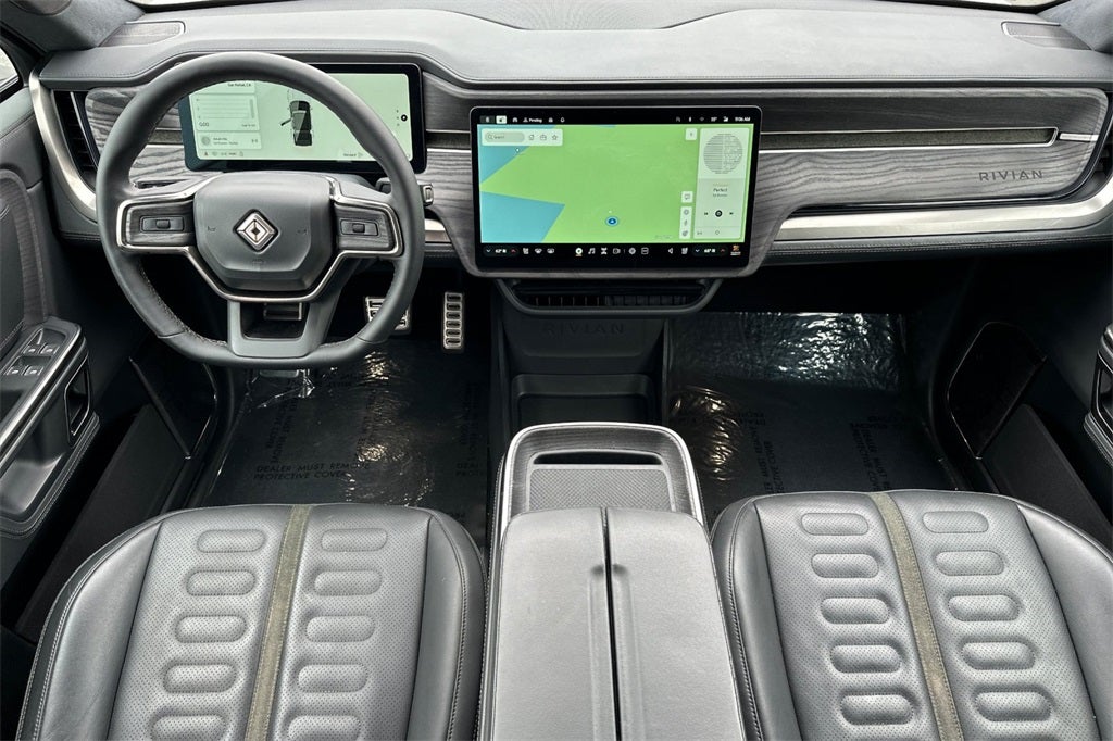 2023 Rivian R1S Adventure