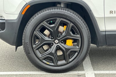 2023 Rivian R1S Adventure