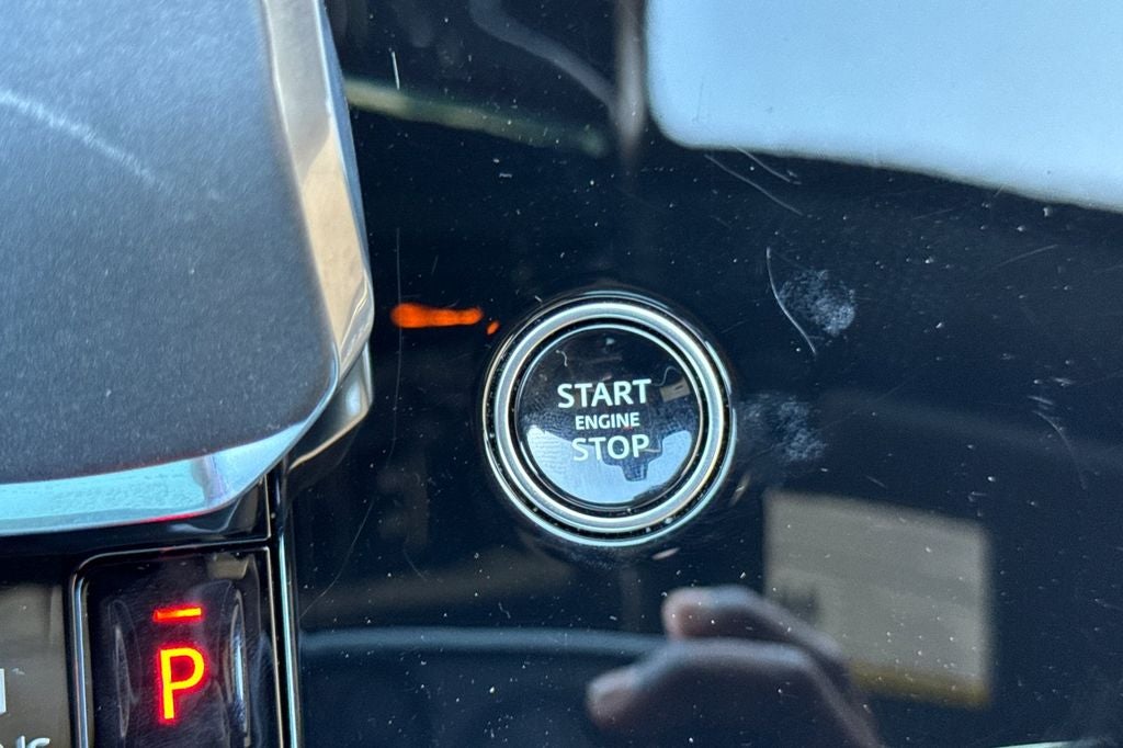 2025 Land Rover Range Rover Sport Plug-in Hybrid Autobiography