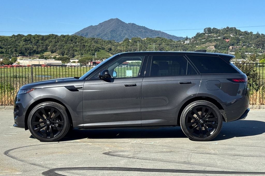 2025 Land Rover Range Rover Sport Plug-in Hybrid Autobiography
