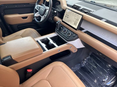 2025 Land Rover Defender 110 S