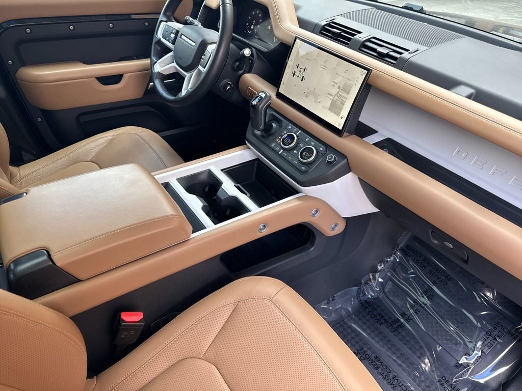 2025 Land Rover Defender 110 S