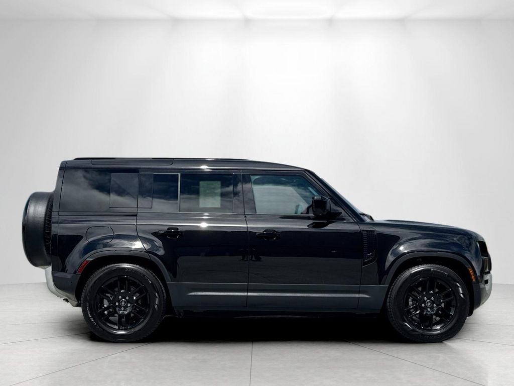 2025 Land Rover Defender 110 S