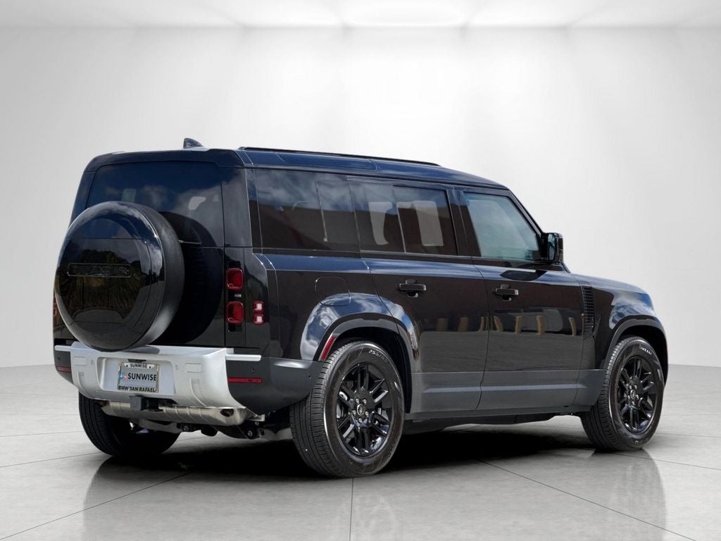 2025 Land Rover Defender 110 S