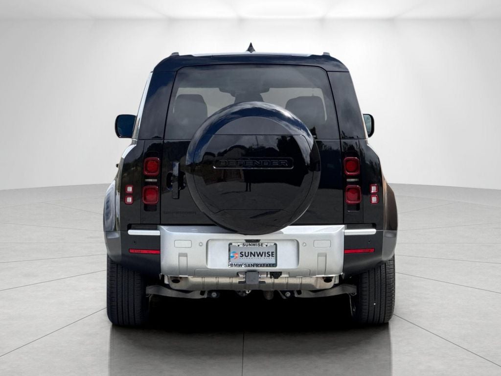 2025 Land Rover Defender 110 S