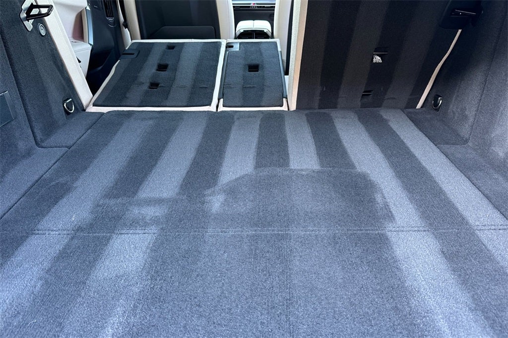 2025 BMW iX xDrive50