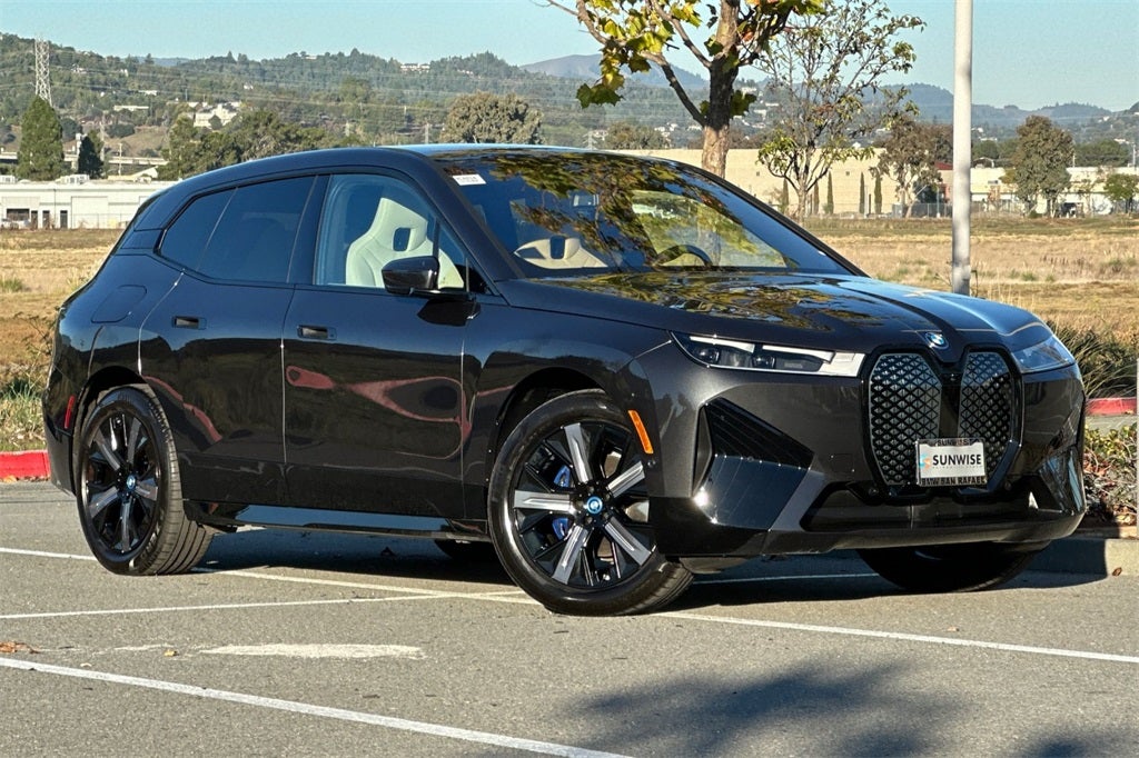 2025 BMW iX xDrive50