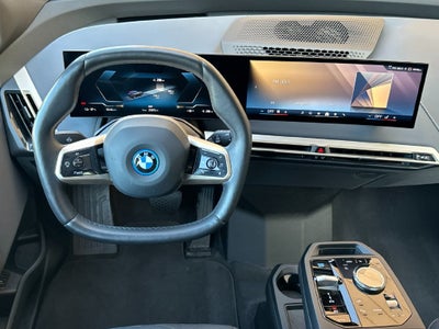 2024 BMW iX xDrive50