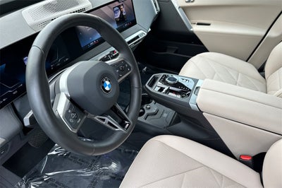 2025 BMW iX xDrive50