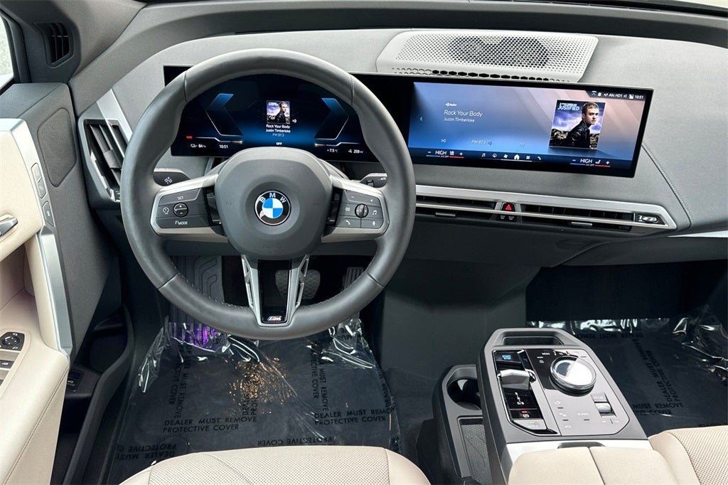 2025 BMW iX xDrive50