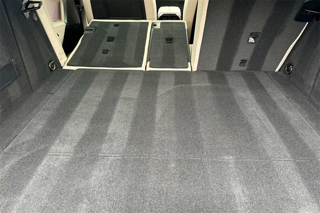 2025 BMW iX xDrive50