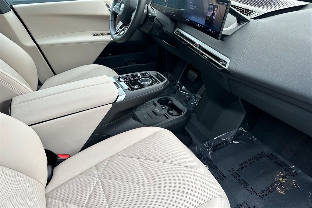 2025 BMW iX xDrive50