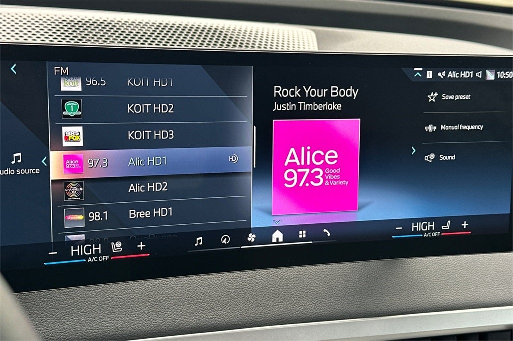 2025 BMW iX xDrive50