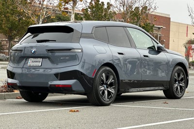 2025 BMW iX xDrive50