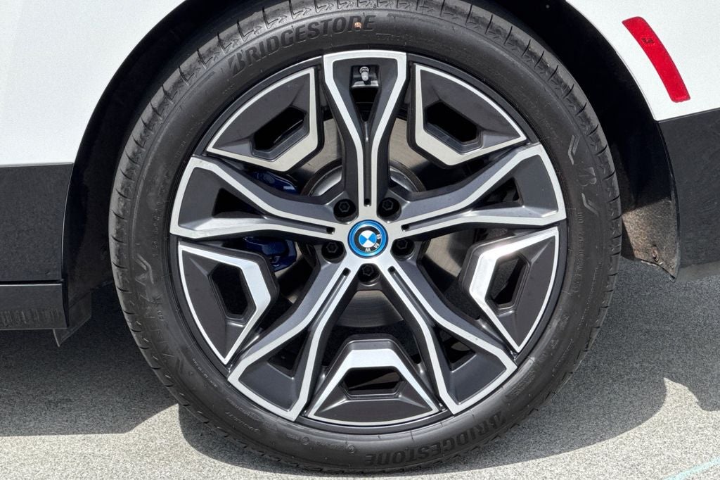 2024 BMW iX xDrive50