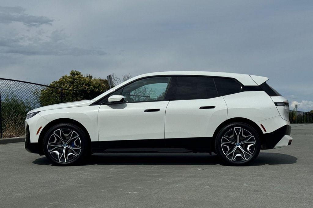 2024 BMW iX xDrive50