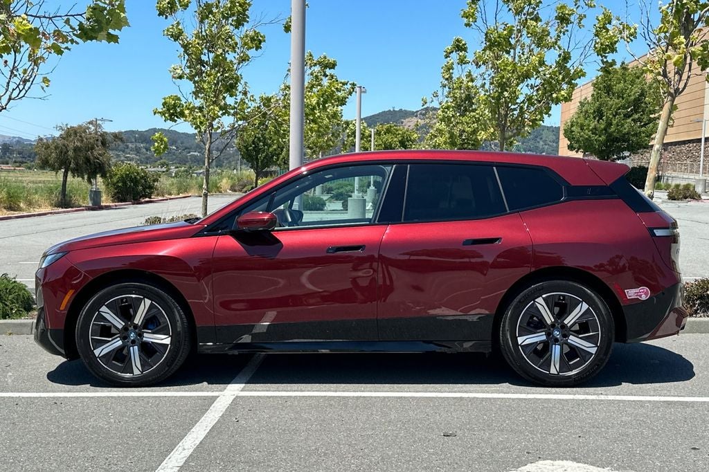 2024 BMW iX xDrive50