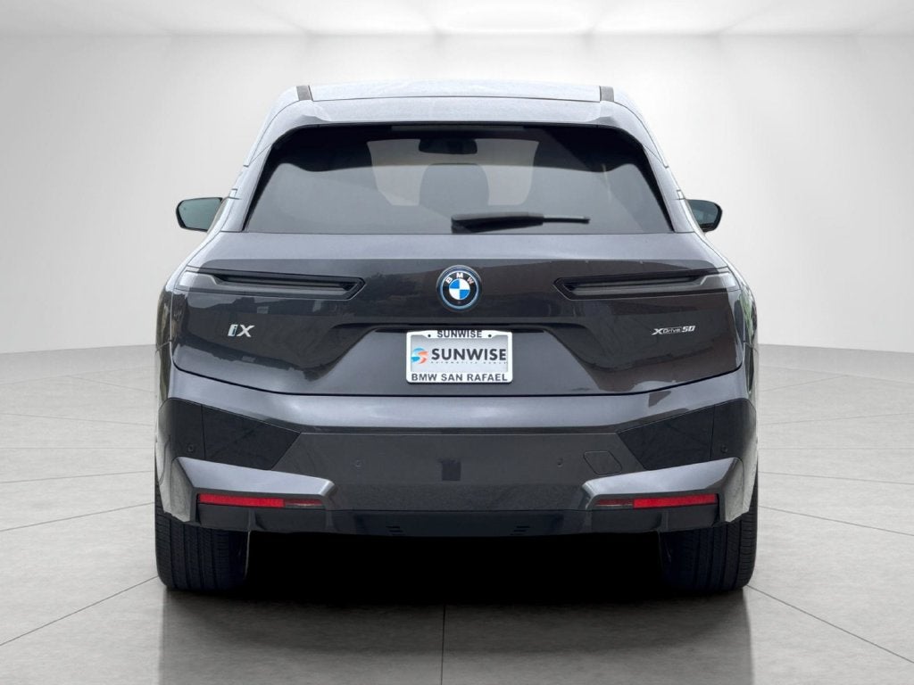 2024 BMW iX xDrive50