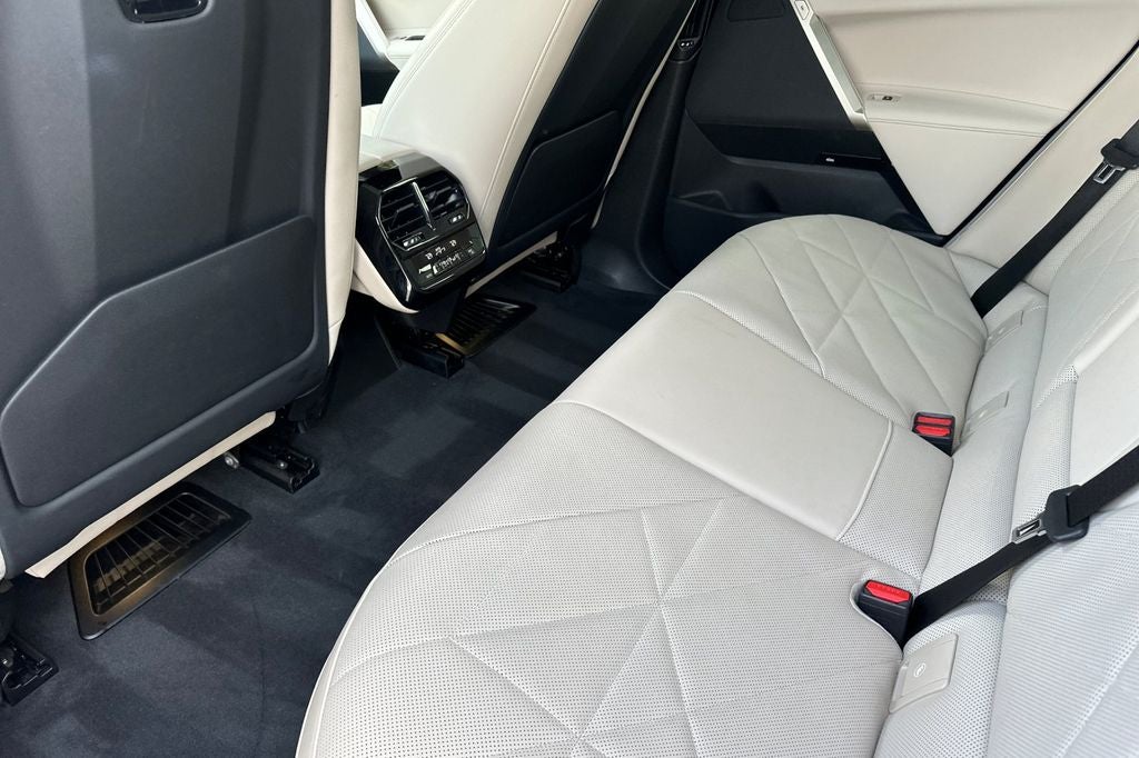 2023 BMW iX xDrive50