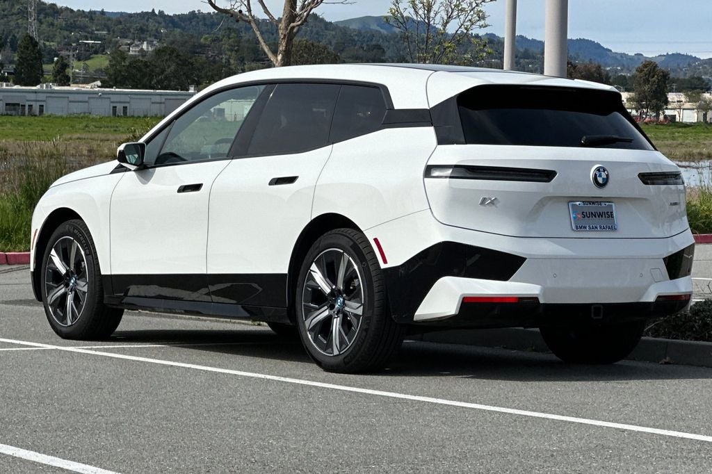 2023 BMW iX xDrive50