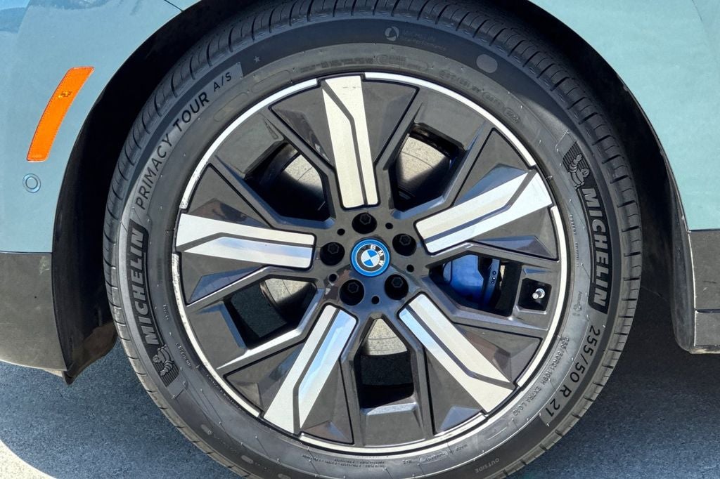 2023 BMW iX xDrive50