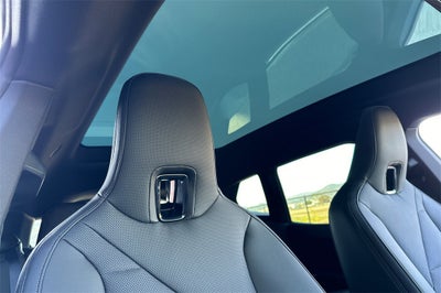 2025 BMW iX xDrive50