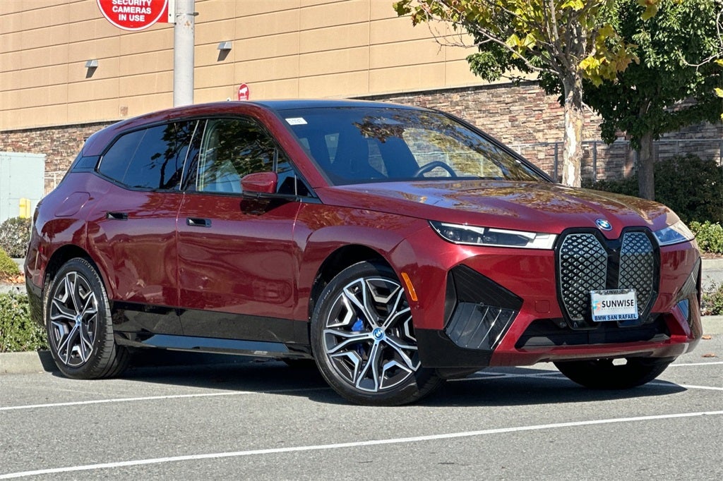 2025 BMW iX xDrive50