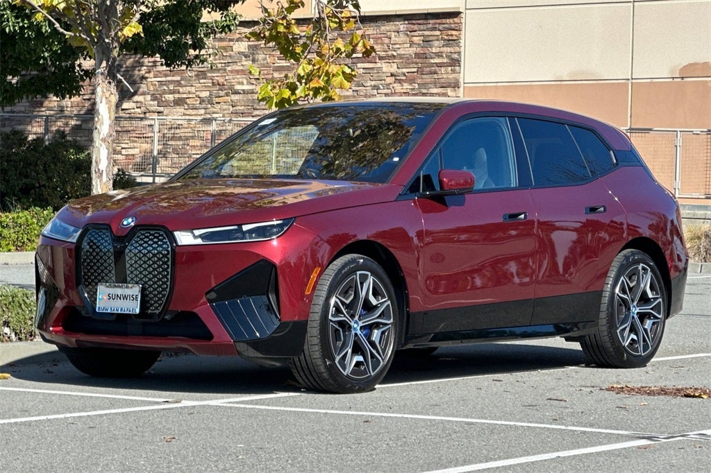 2025 BMW iX xDrive50