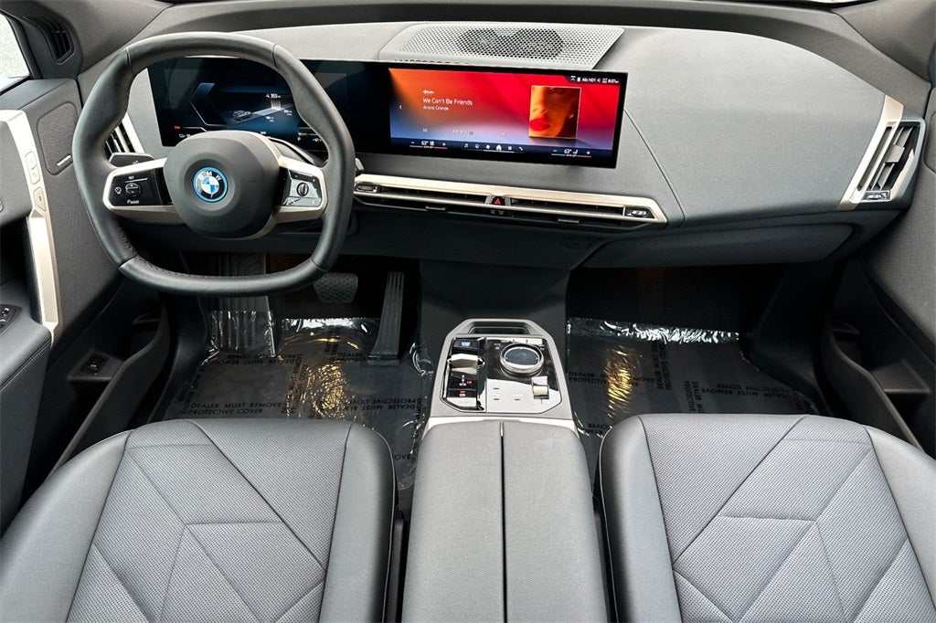 2025 BMW iX xDrive50
