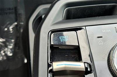 2025 BMW iX xDrive50