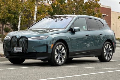 2025 BMW iX xDrive50