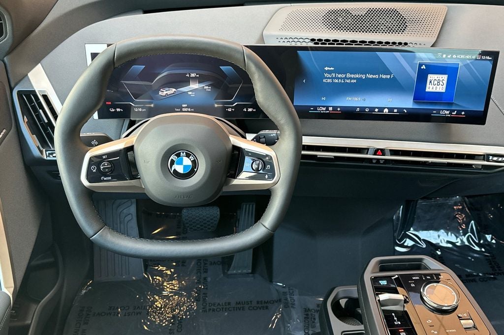 2026 BMW iX xDrive45