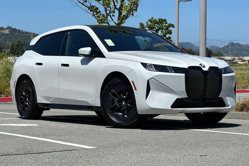 2026 BMW iX xDrive45