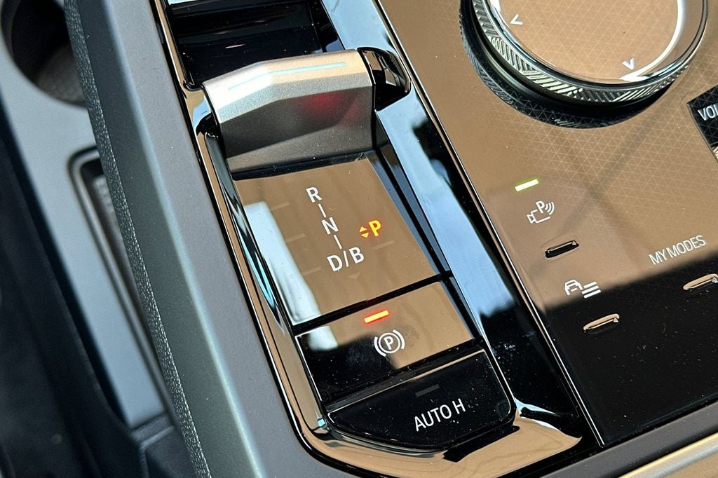2026 BMW iX xDrive45