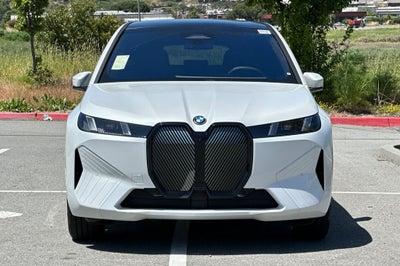 2026 BMW iX xDrive45