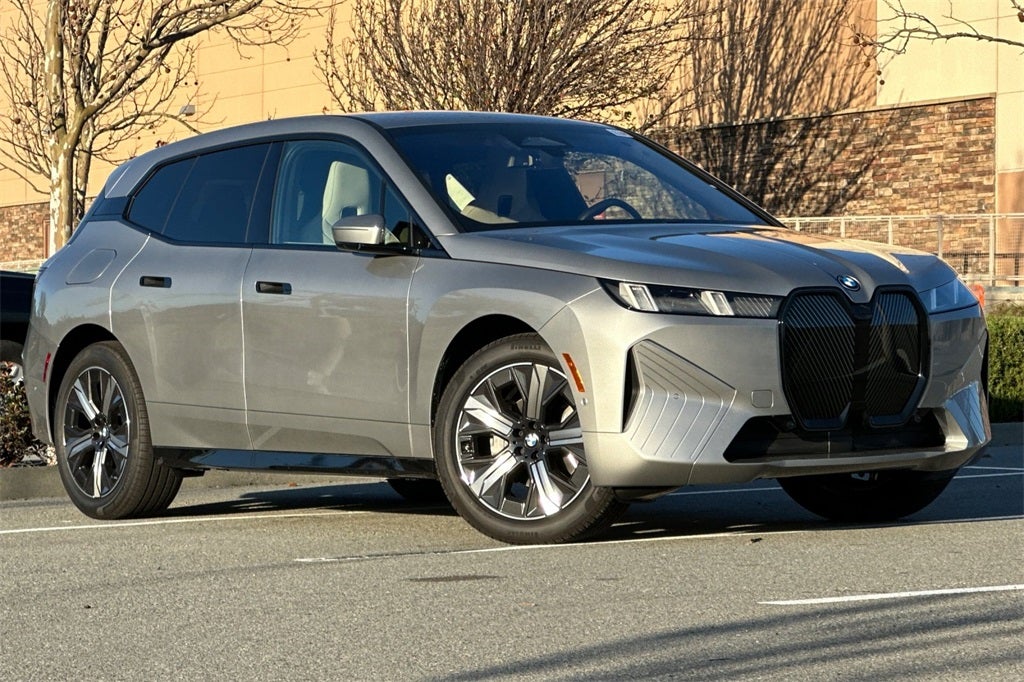 2026 BMW iX xDrive45