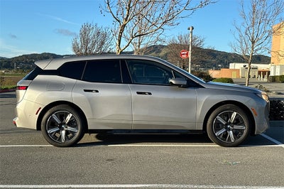 2026 BMW iX xDrive45