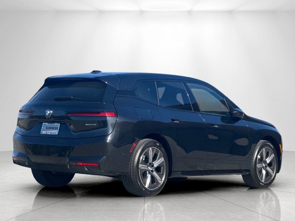 2026 BMW iX xDrive45