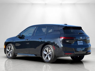 2026 BMW iX xDrive45