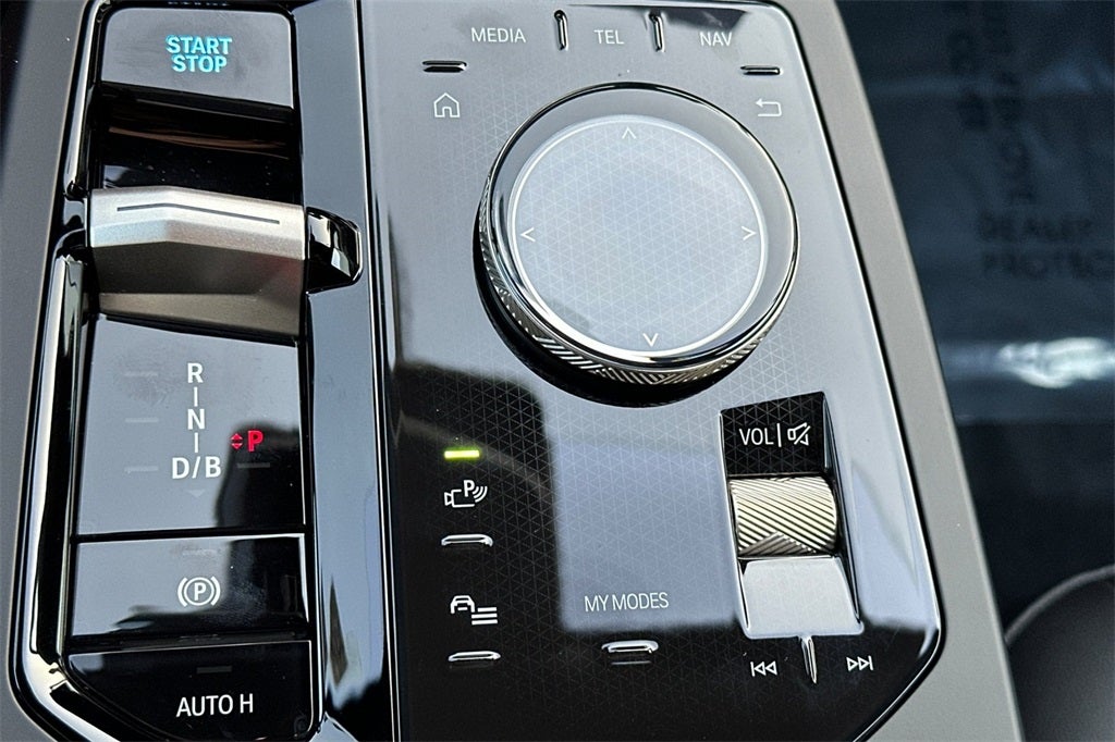 2026 BMW iX xDrive45