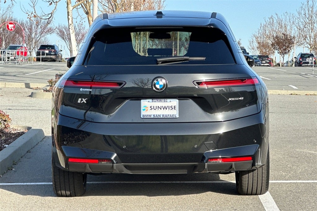 2026 BMW iX xDrive45