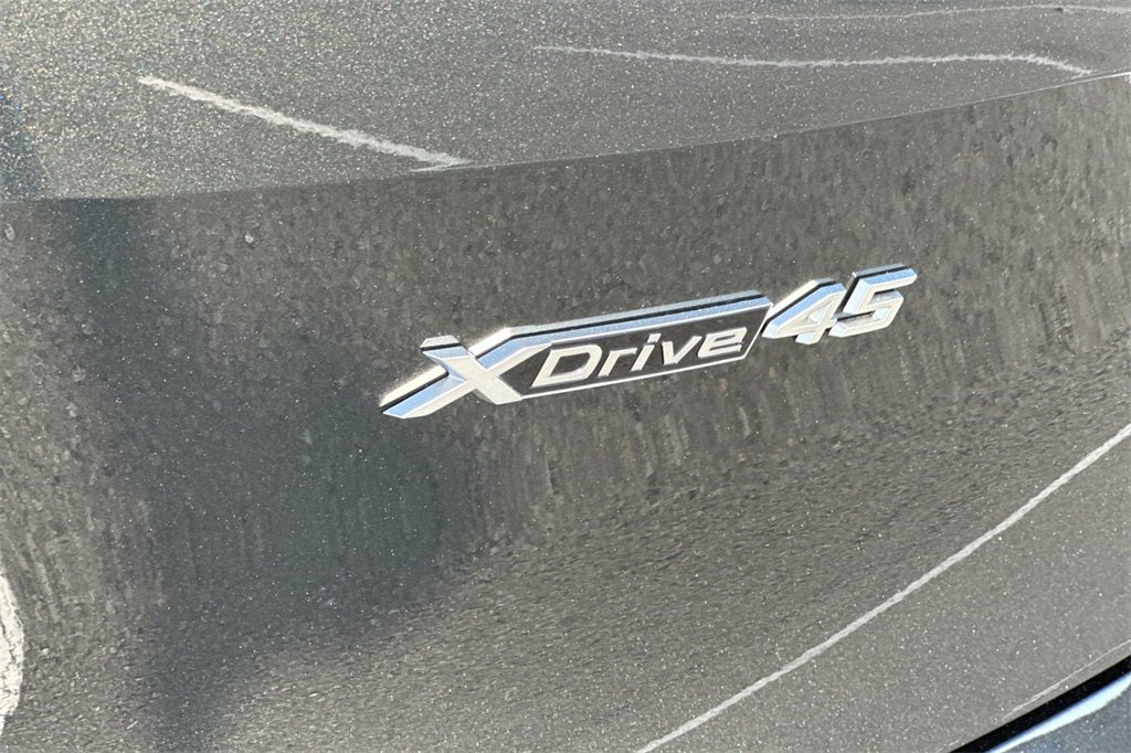 2026 BMW iX xDrive45