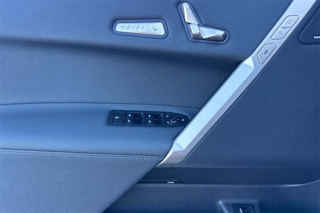 2026 BMW iX xDrive45