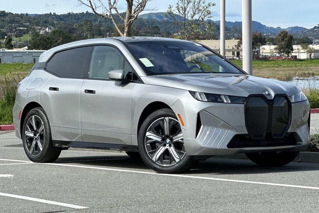2026 BMW iX xDrive45