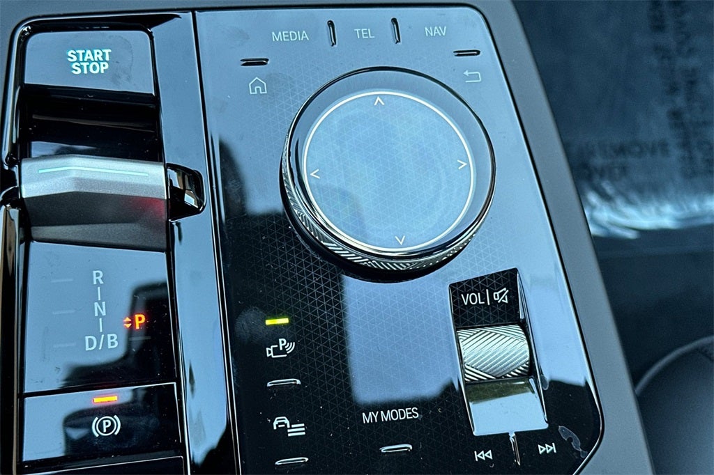 2026 BMW iX xDrive45