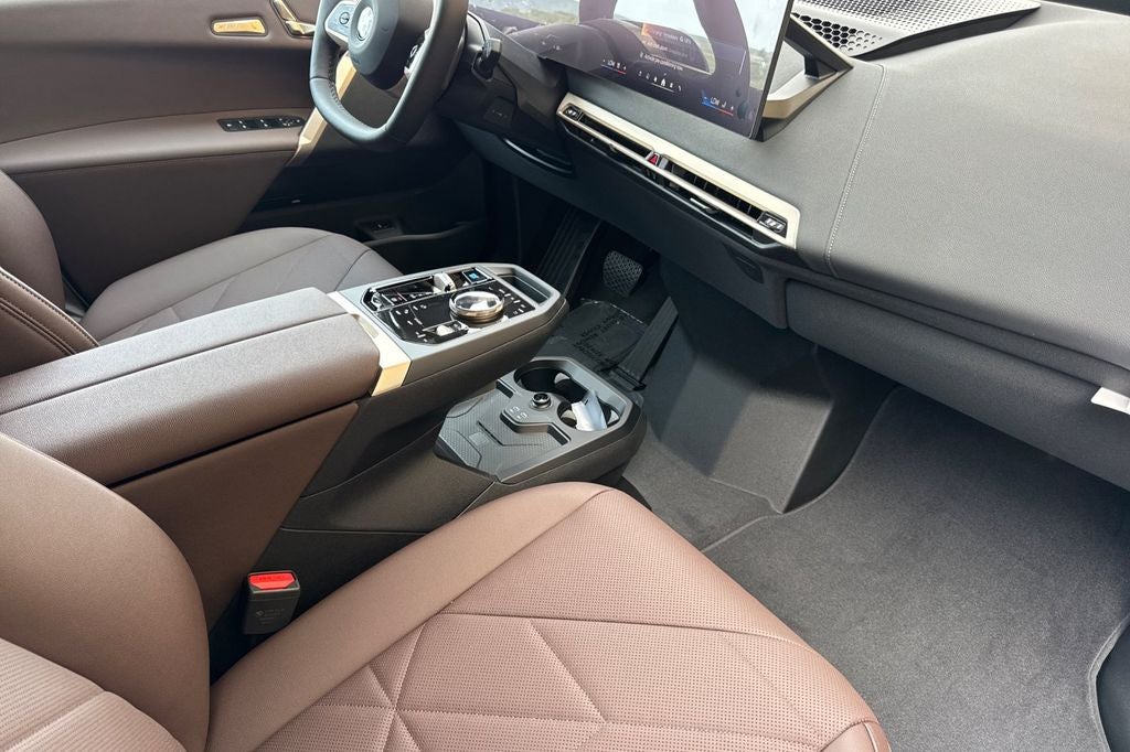 2026 BMW iX xDrive45