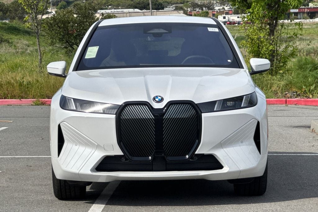 2026 BMW iX xDrive45